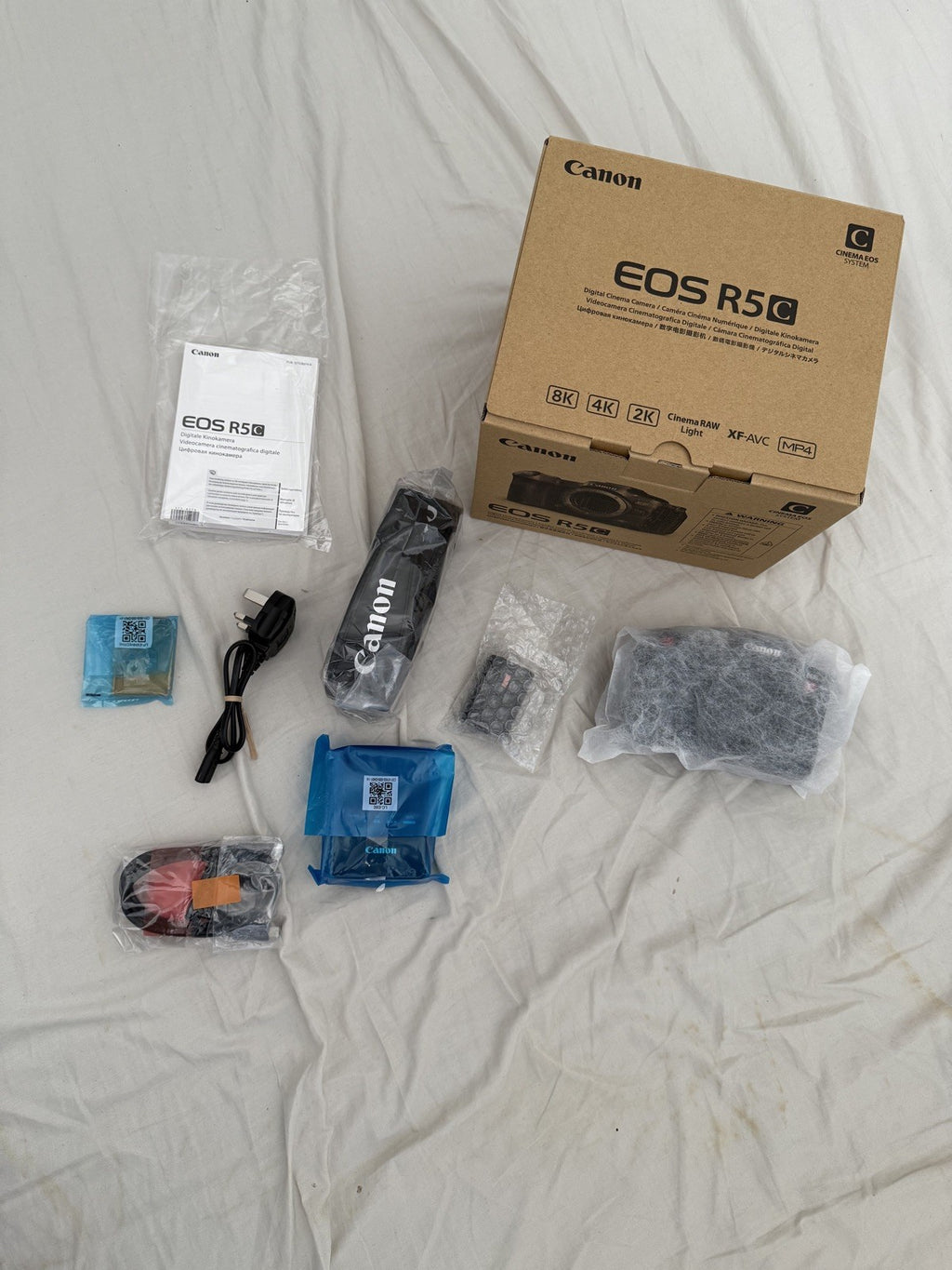 Canon R5 C