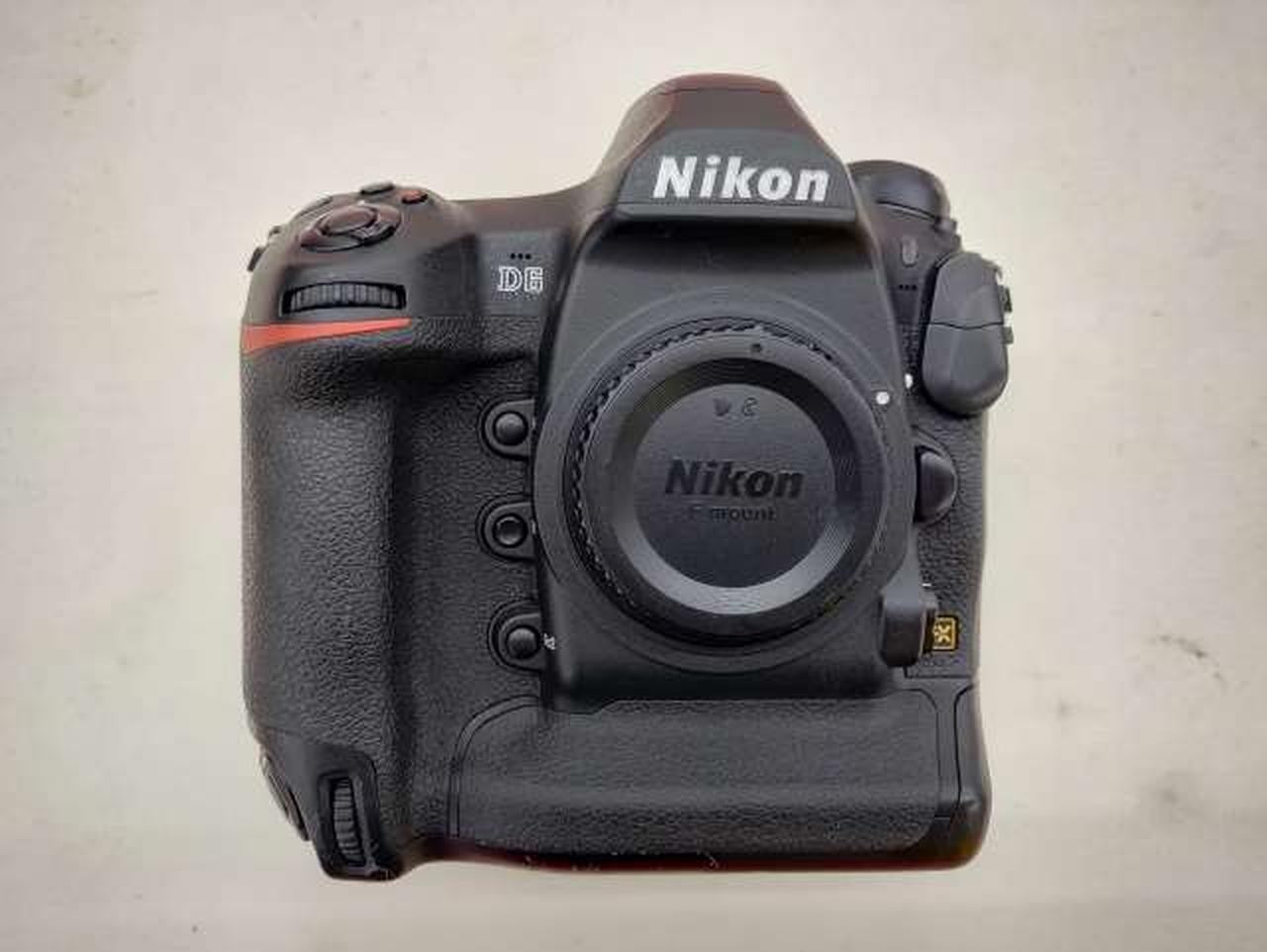 Nikon D6