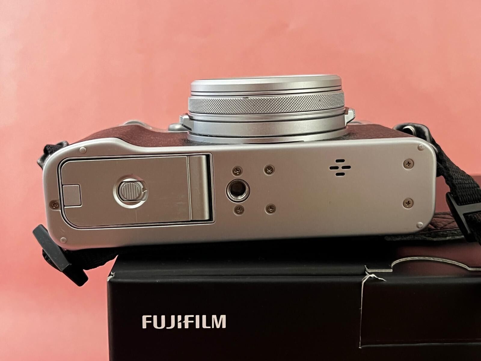 Fujifilm X100V