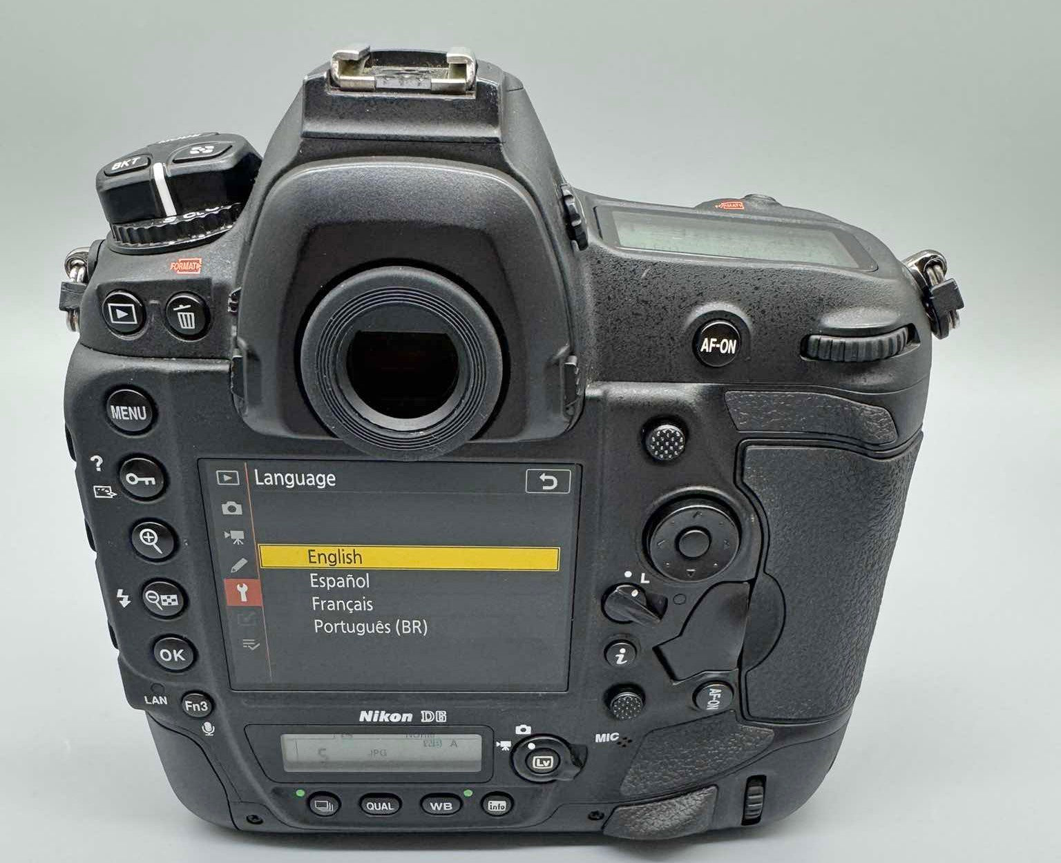 Nikon D6