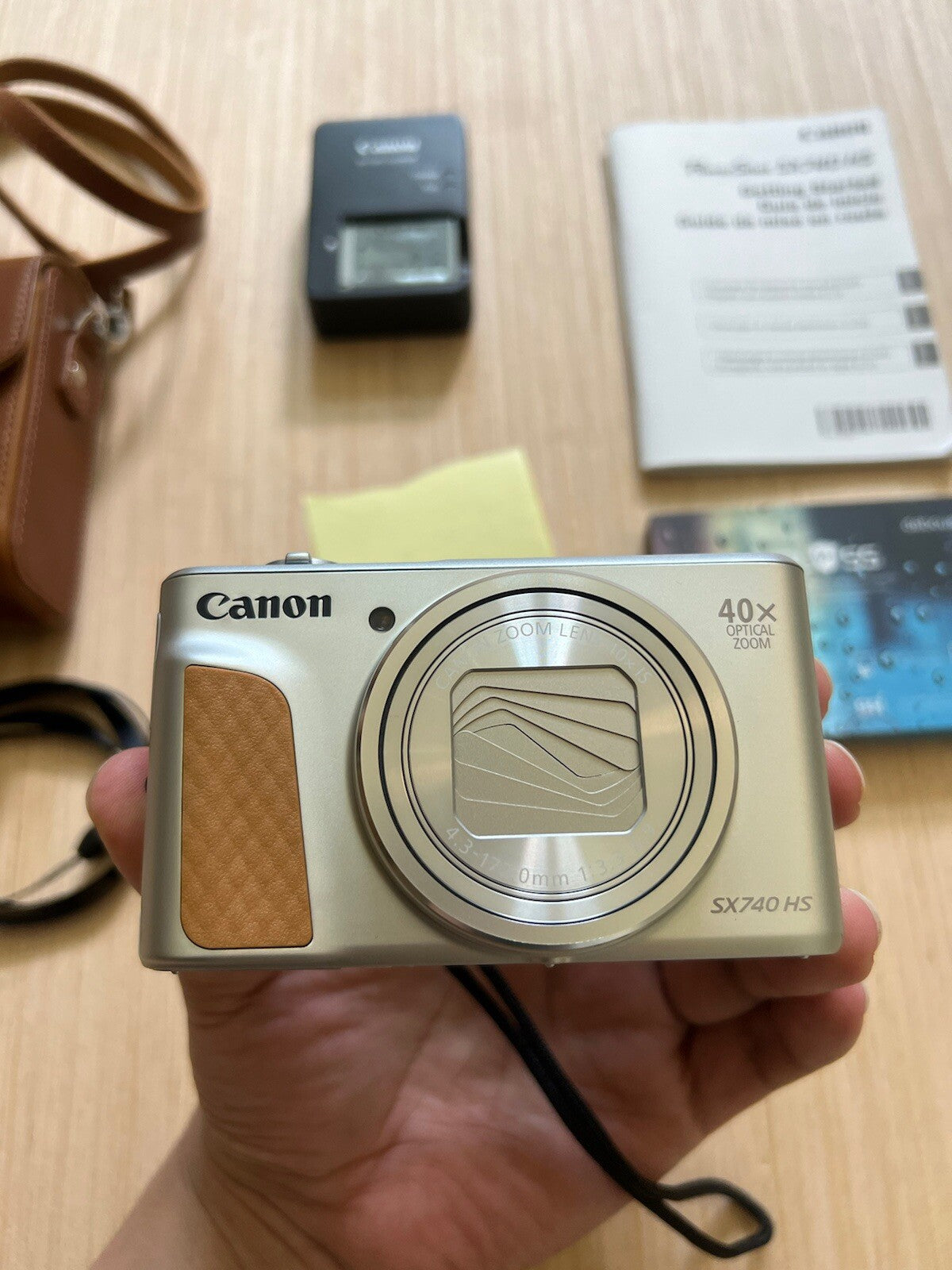 Canon PowerShot SX740 HS